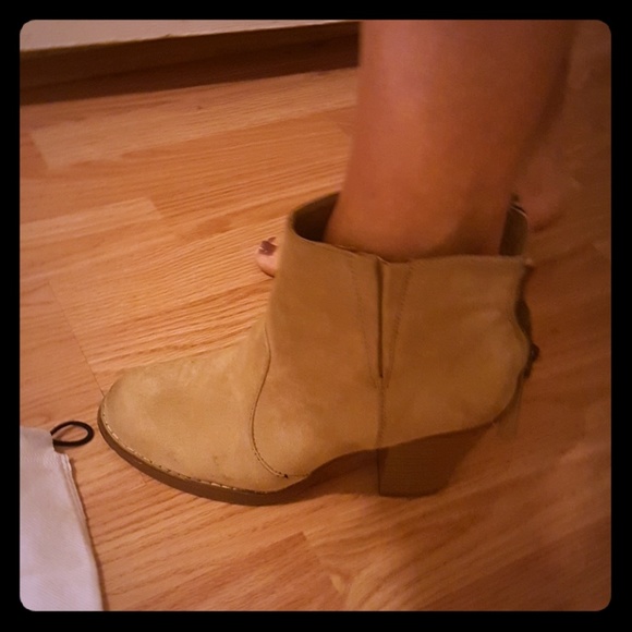 JUSTFAB ANKLE HIGH BOOTS - Picture 4 of 4