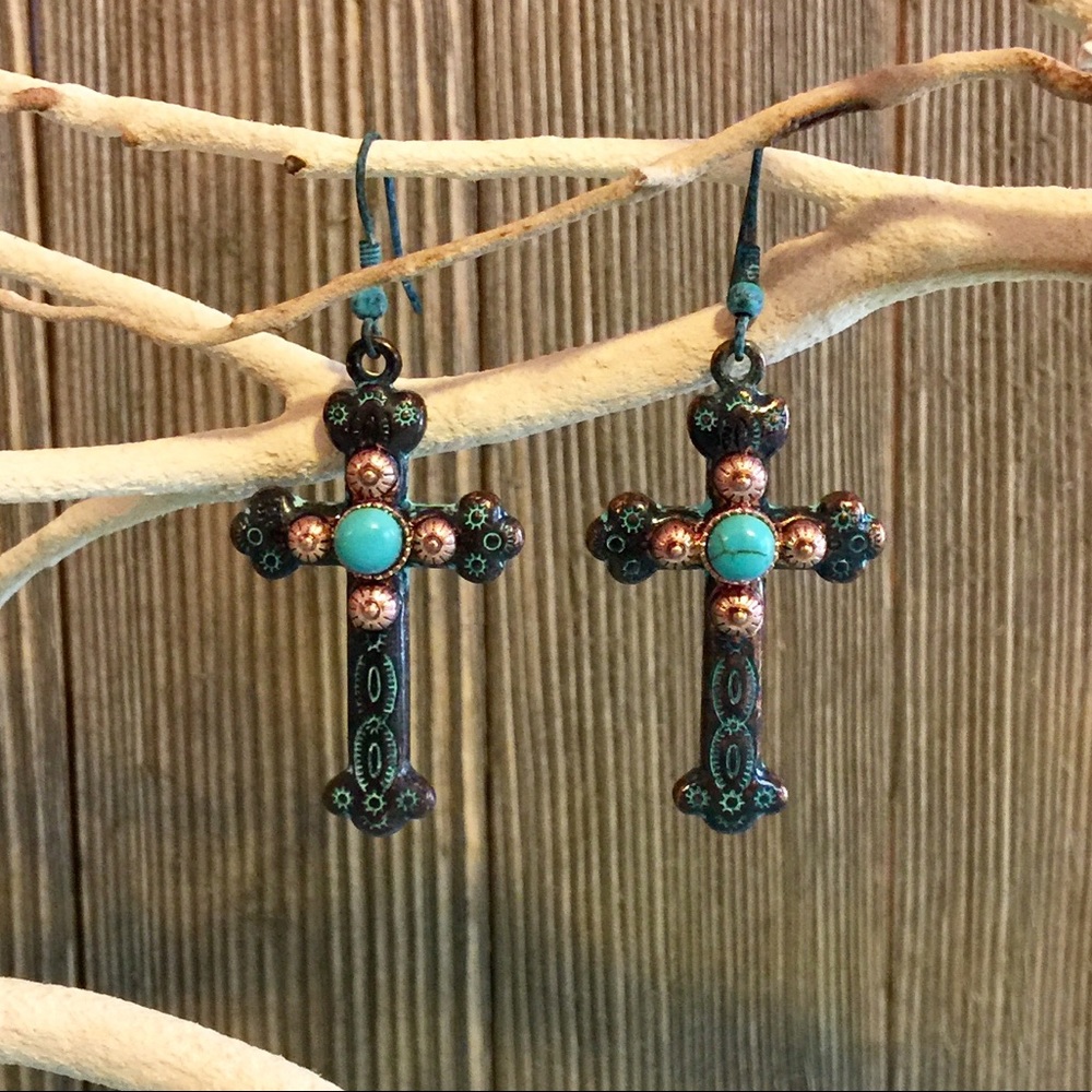 💠JUST IN !!💠TURQUOISE BEAD BUDDED CROSS EARRINGS