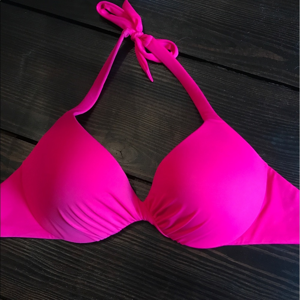 Victoria's Secret bombshell bikini top