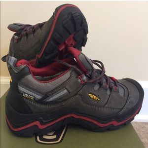 Keen Hiking Shoes