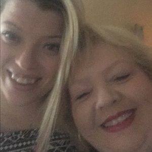 Meet your Posher, Debra