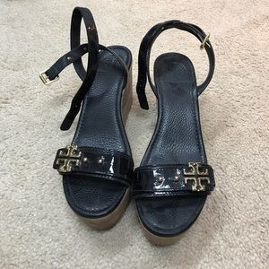 Tory burch 8 patent