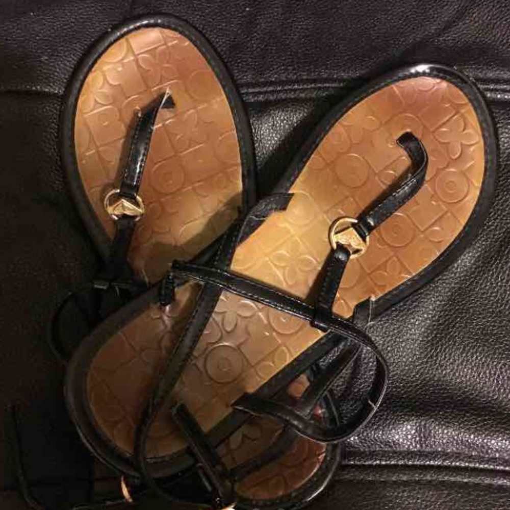 Black and Tan roxy sandals size 7