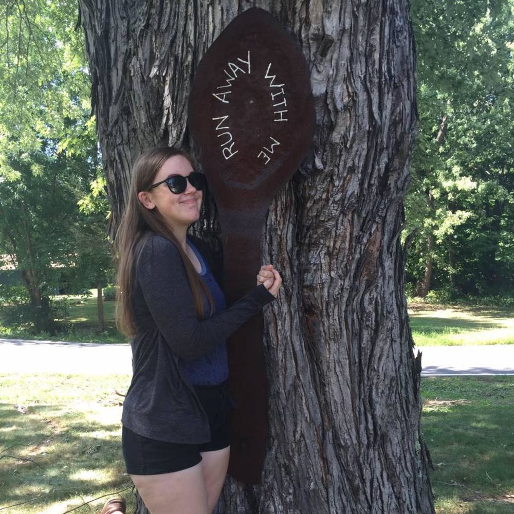 Meet your Posher, Caroline