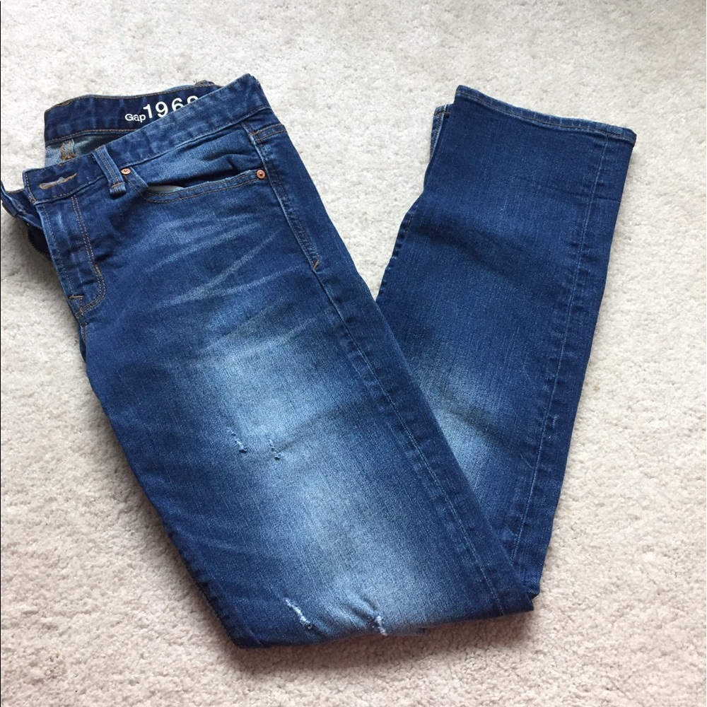 Gap jeans - real straight 28r