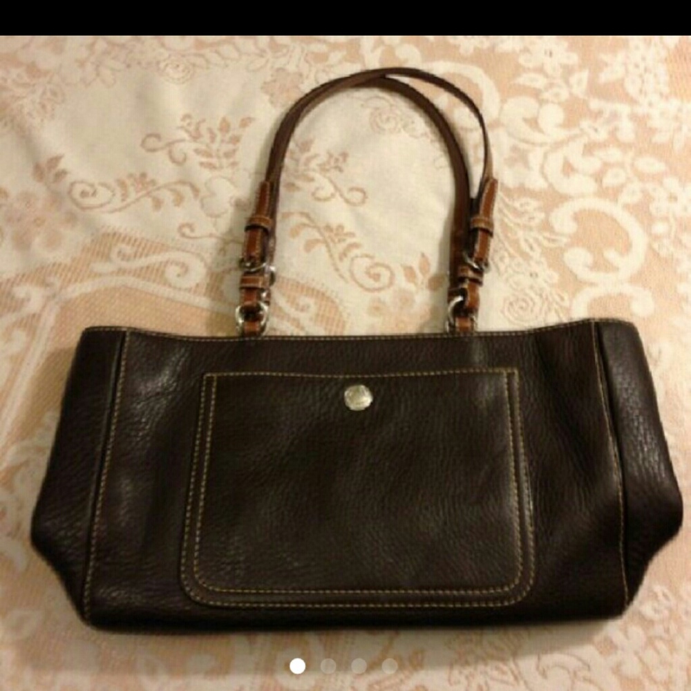Coach Chelsea pebbled leather shoulder bag