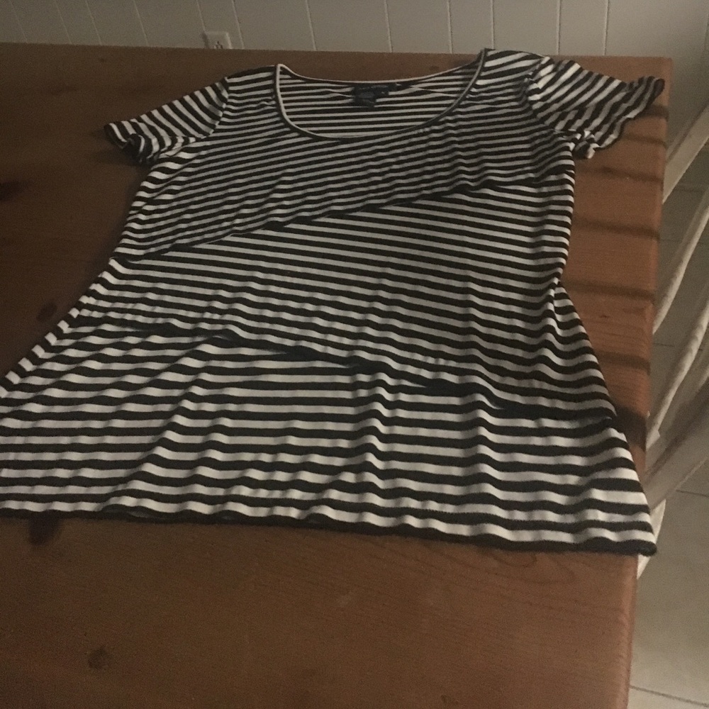 Cute! Cute! Knit top EUC.
