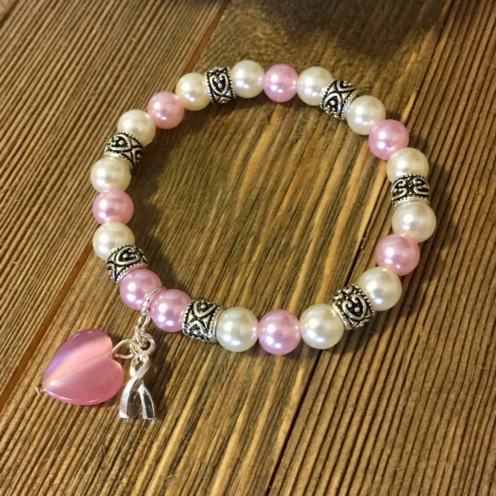 🎀JUST IN !! 🎀 PINK HEART RIBBON PEARL BRACELET