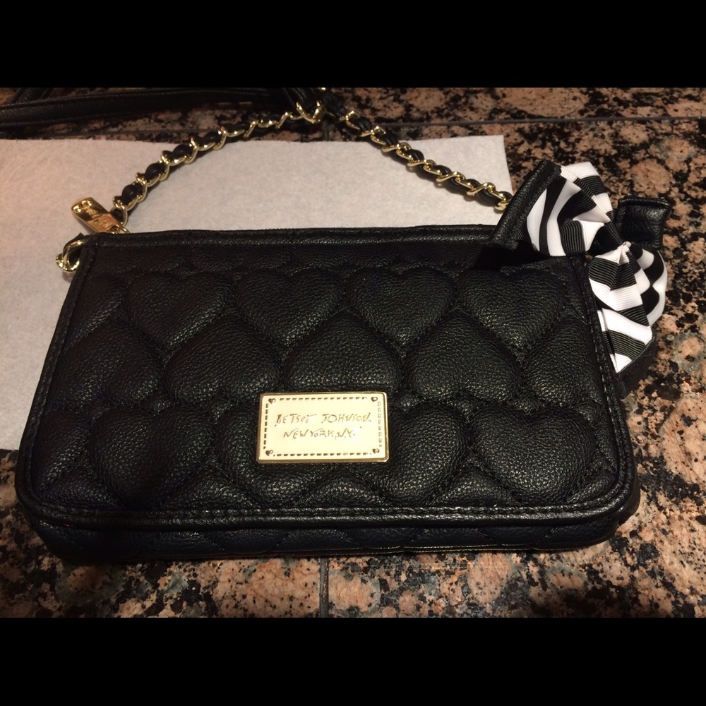 ❤Betsey johnson black cross body purse w bow
