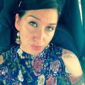 Meet your Posher, Jesseca