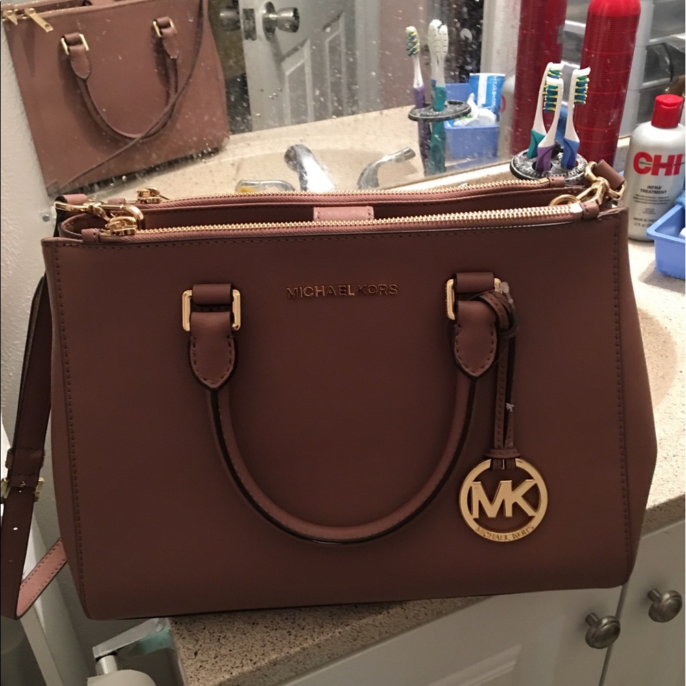 Mk purse 👛🍾💕💕