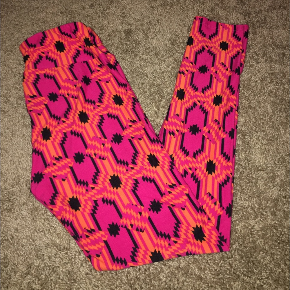 NWOT LuLaRoe OS leggings