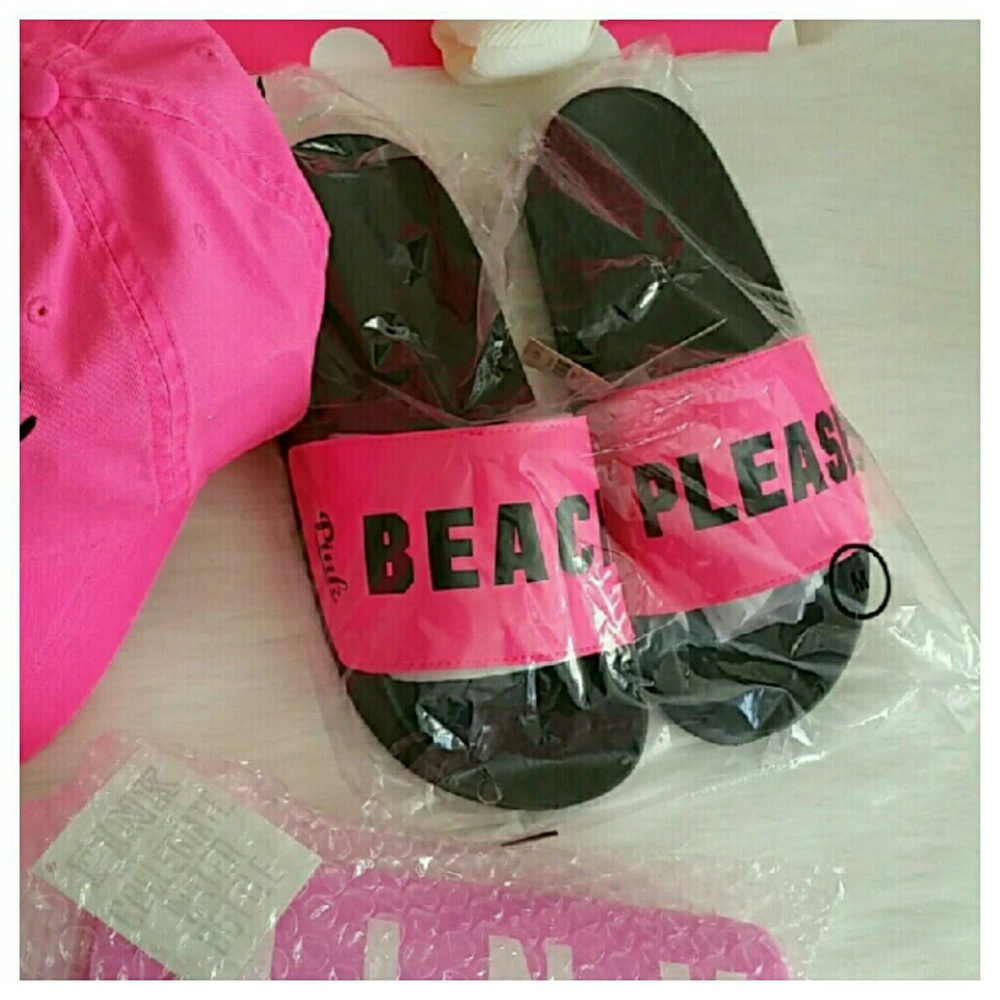 PINK VICTORIA'S SECRET  SLIDE SIZE M - Picture 2 of 2