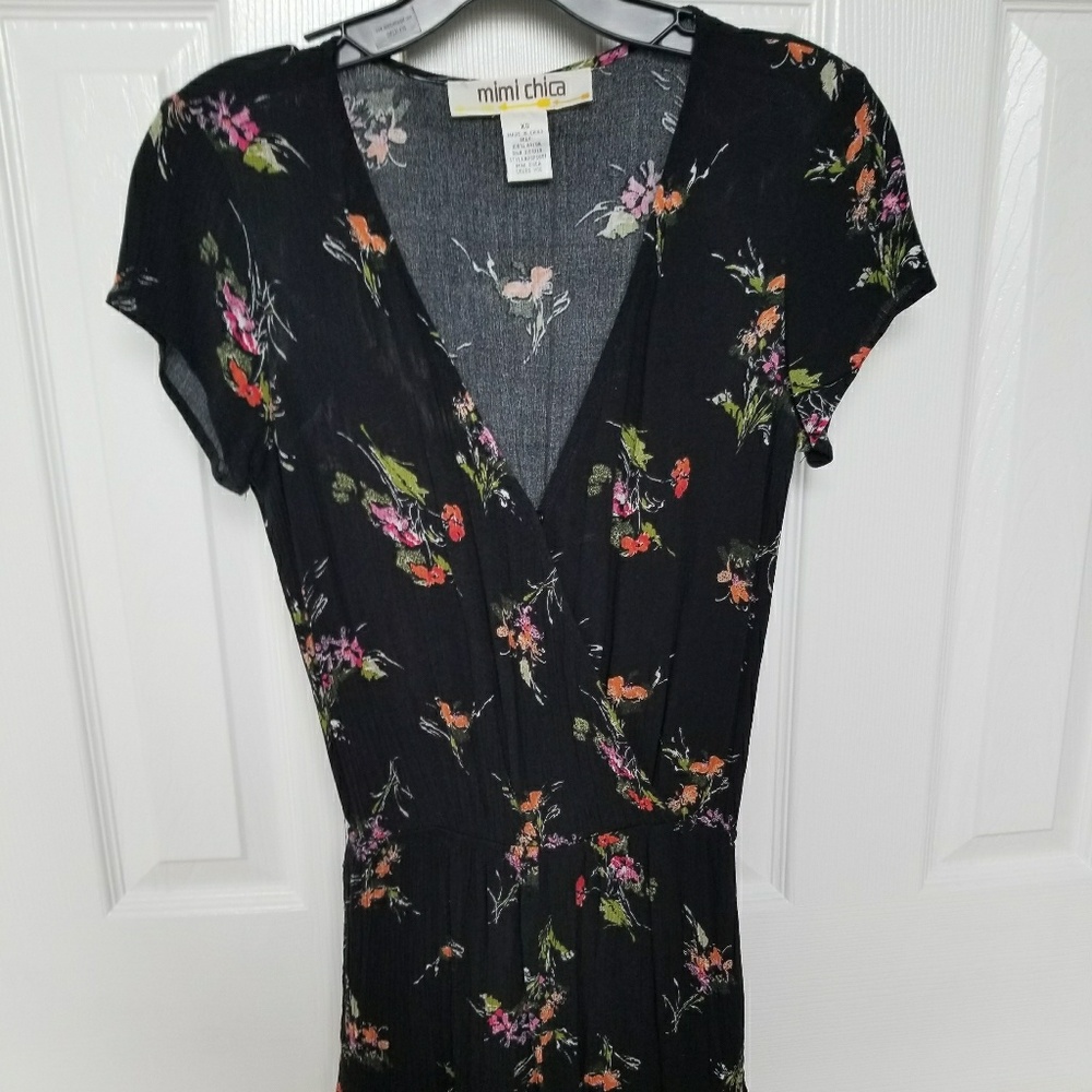 Mimi Chica Romper size small