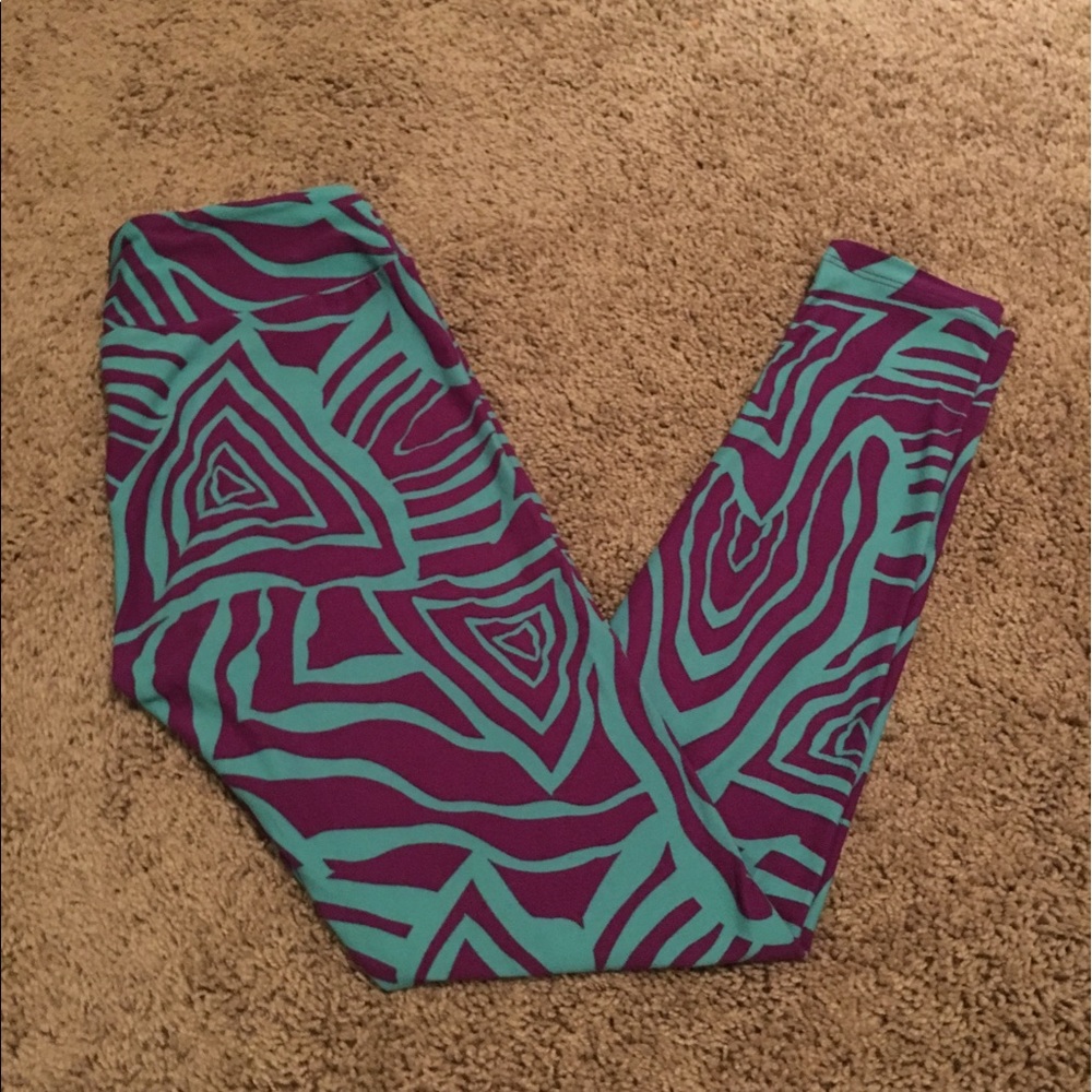 LuLaRoe OS leggings