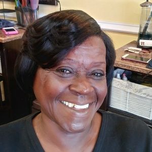 Meet your Posher, Brenda