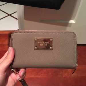 Michael Kors Gray Wristlet