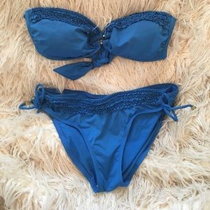 Kenneth Cole Reaction Bandeau Bikini in Blue