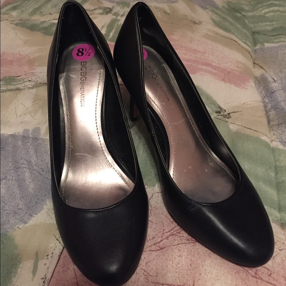 Almost new pair of heels. BCBG brand 😍