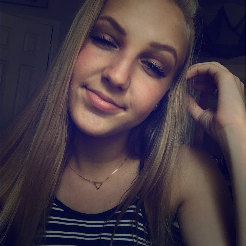 Meet your Posher, Madison