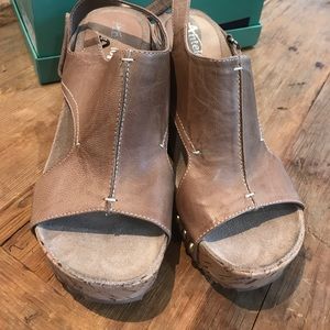 NIB antelope cork wedge sling back