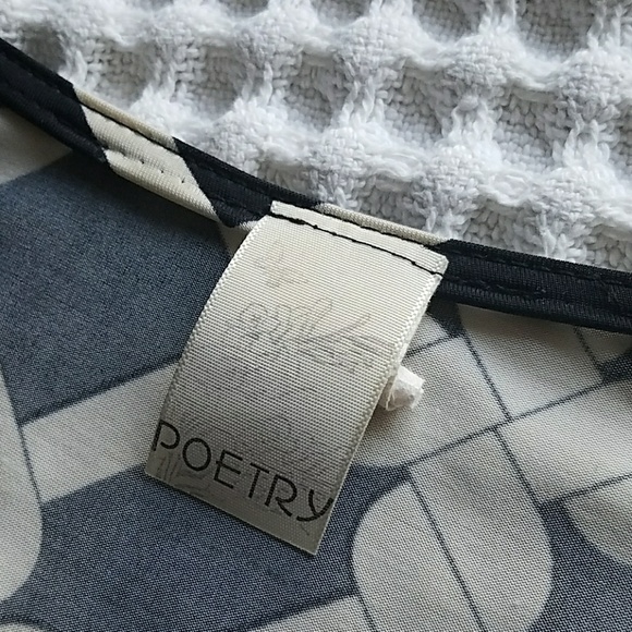 Dress - Picture 2 of 6