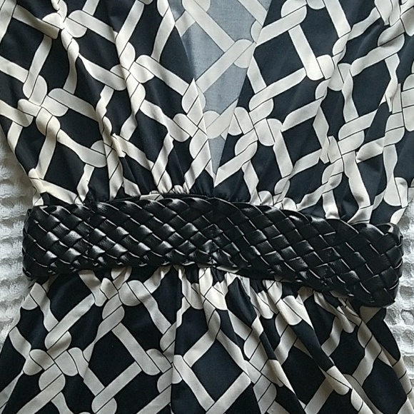 Dress - Picture 3 of 6