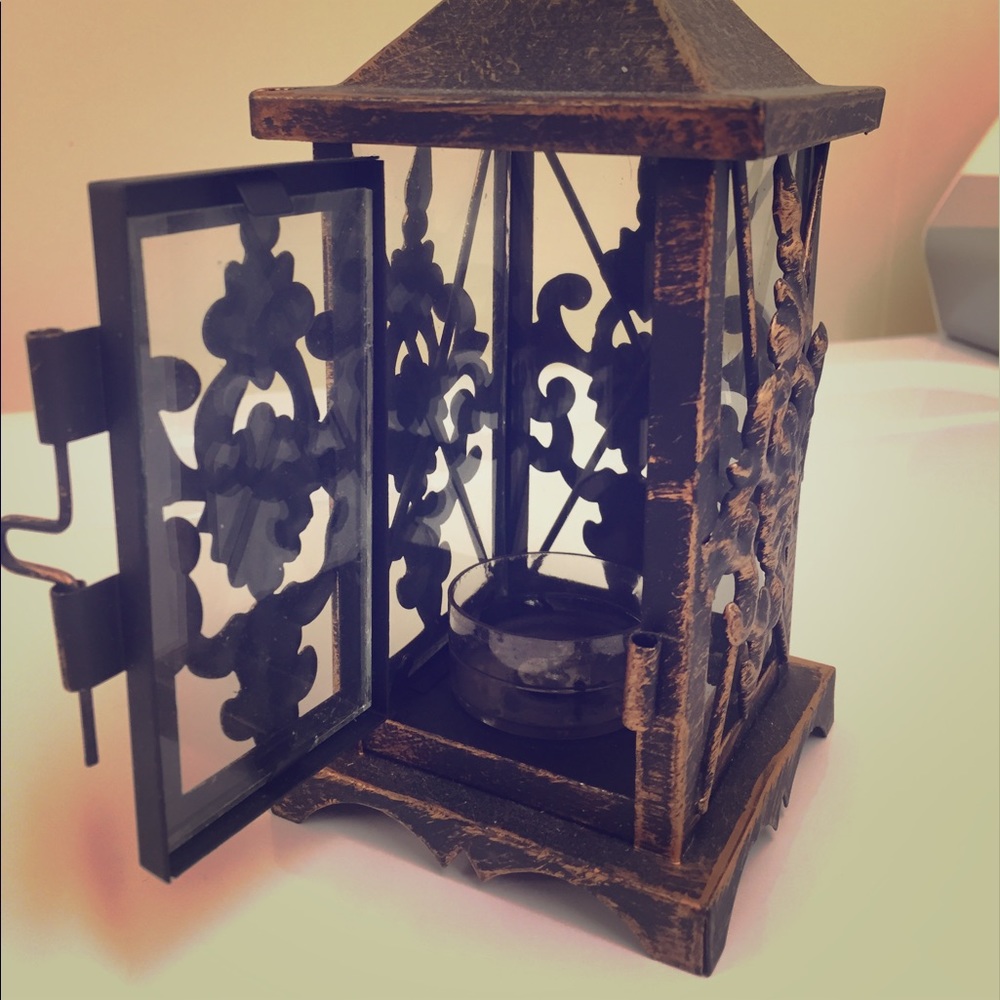 Antique style lantern pair comes together 🕯🕯🛍💋
