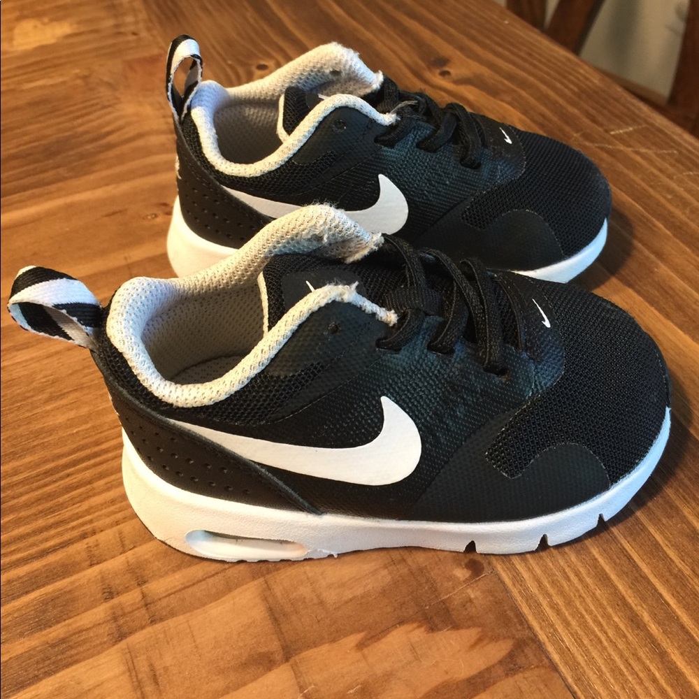 Nike toddler shoes