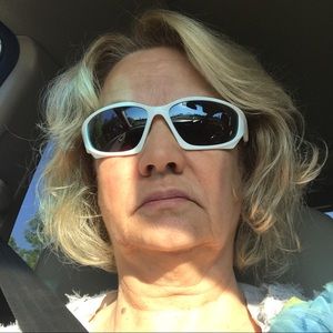 Meet your Posher, Leah