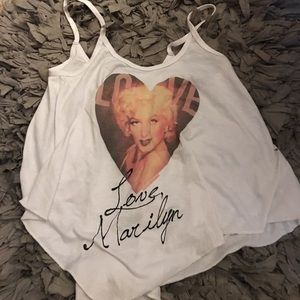 Marilyn Monroe shirt