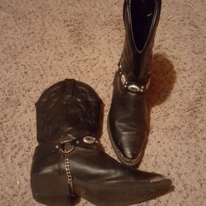 Women's cowboy boots
