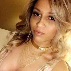 Meet your Posher, Liza