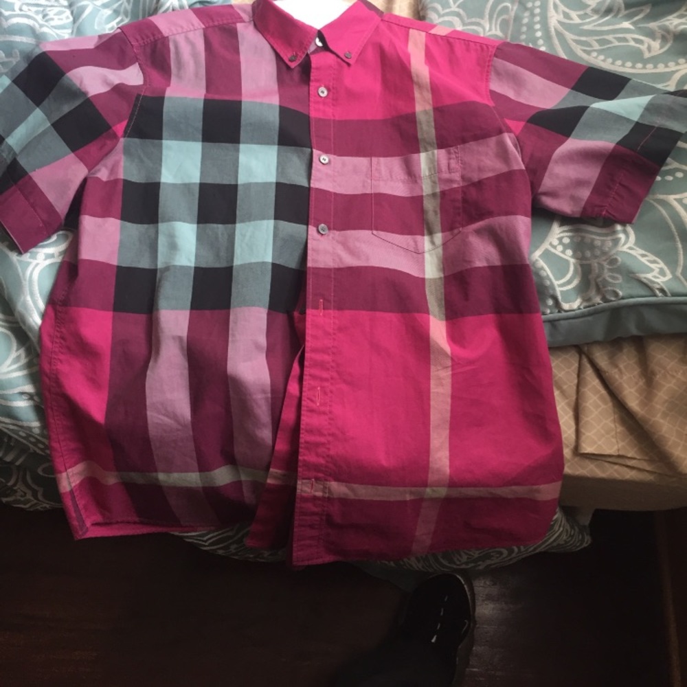 Burberry short sleeve
