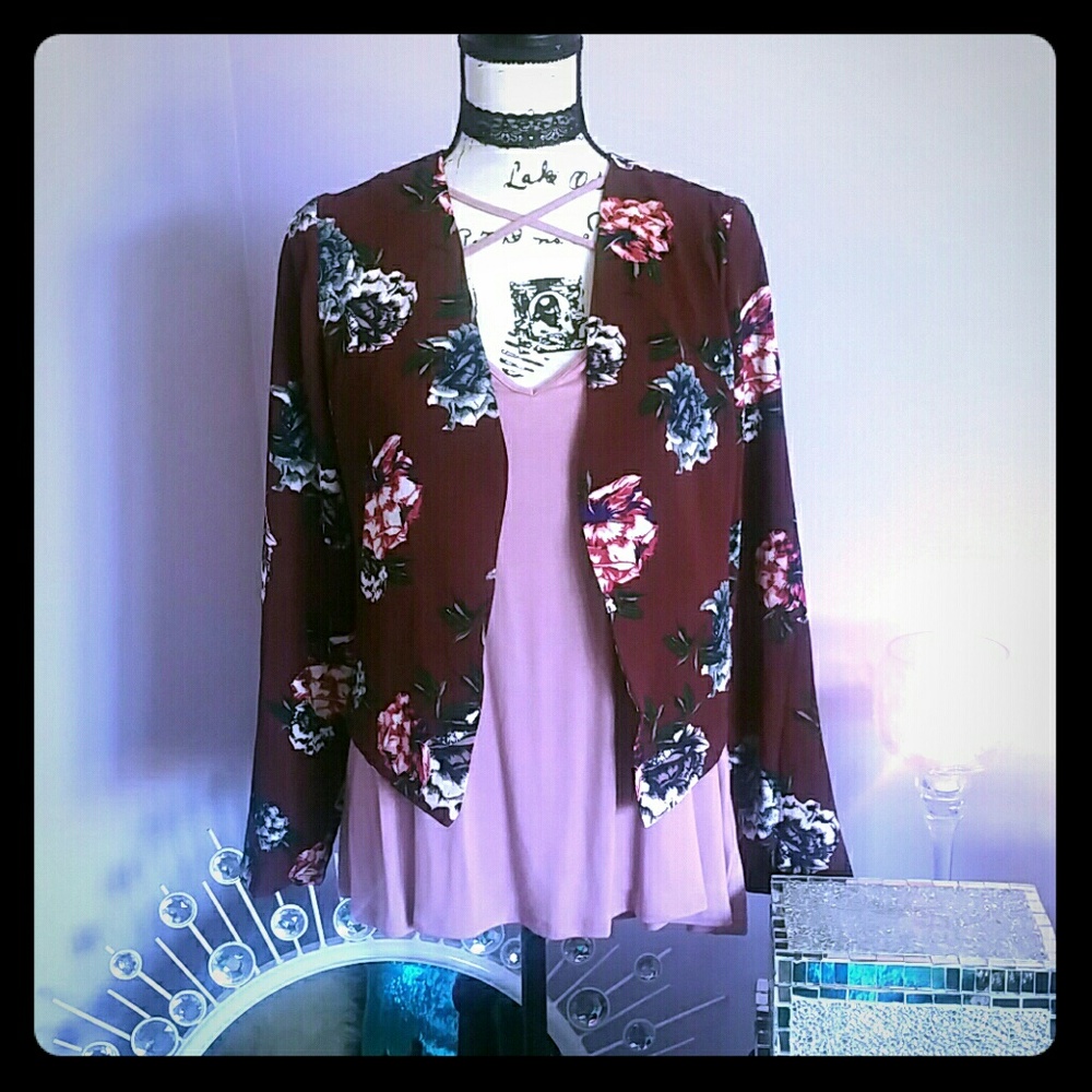 ▪️last 2▪️floral blazer▪️