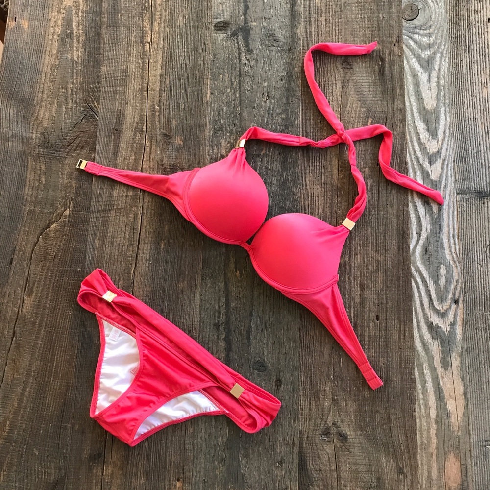 Victoria's Secret bikini set