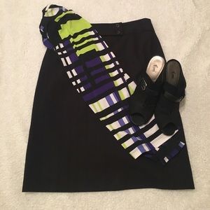 Black skirt by Apostrophe