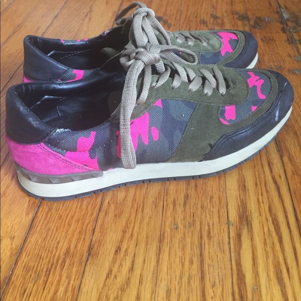 Eden suede and camo sneakers green pink size 7