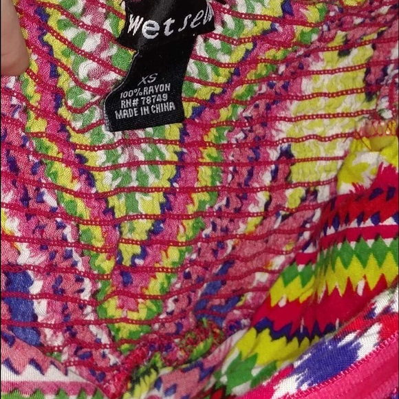 Strapless Multicolored with cool design❤️💛💙💚 - Picture 4 of 4