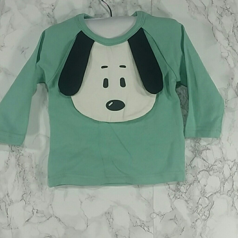 SALE***Green Puppy Sweatshirt. Kids   :)