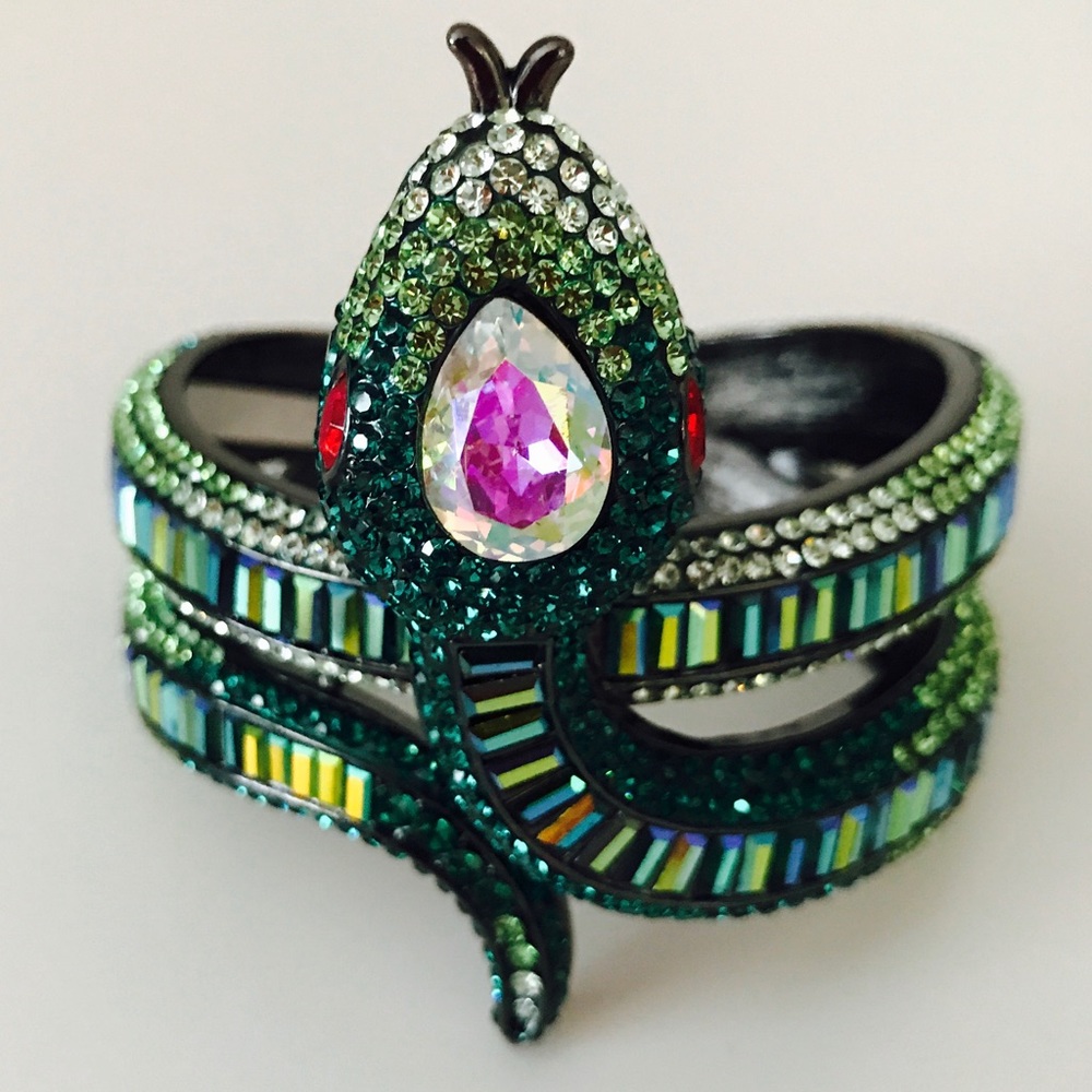 Green crystal snake bracelet