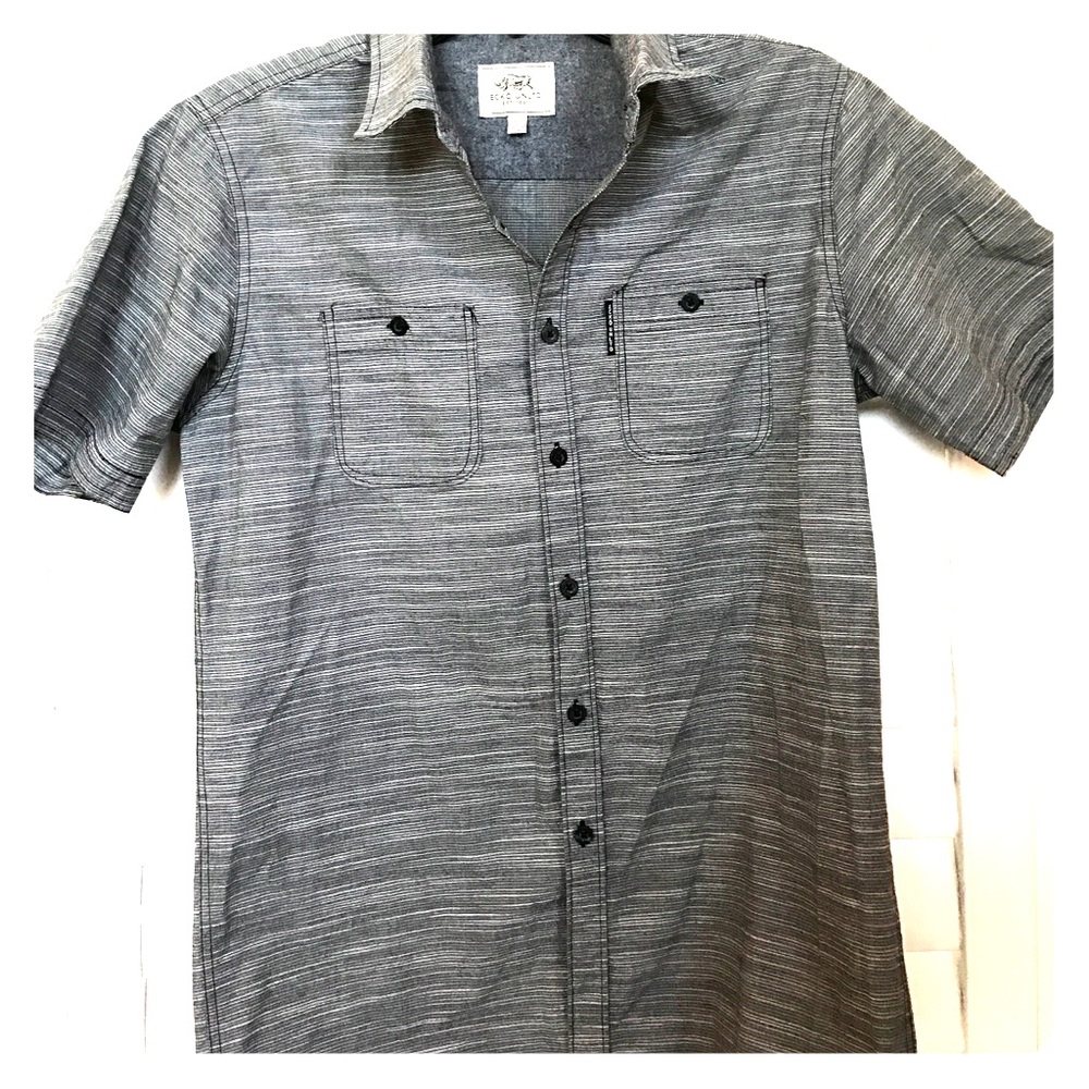 🦏ECKO short sleeve shirt🦏
