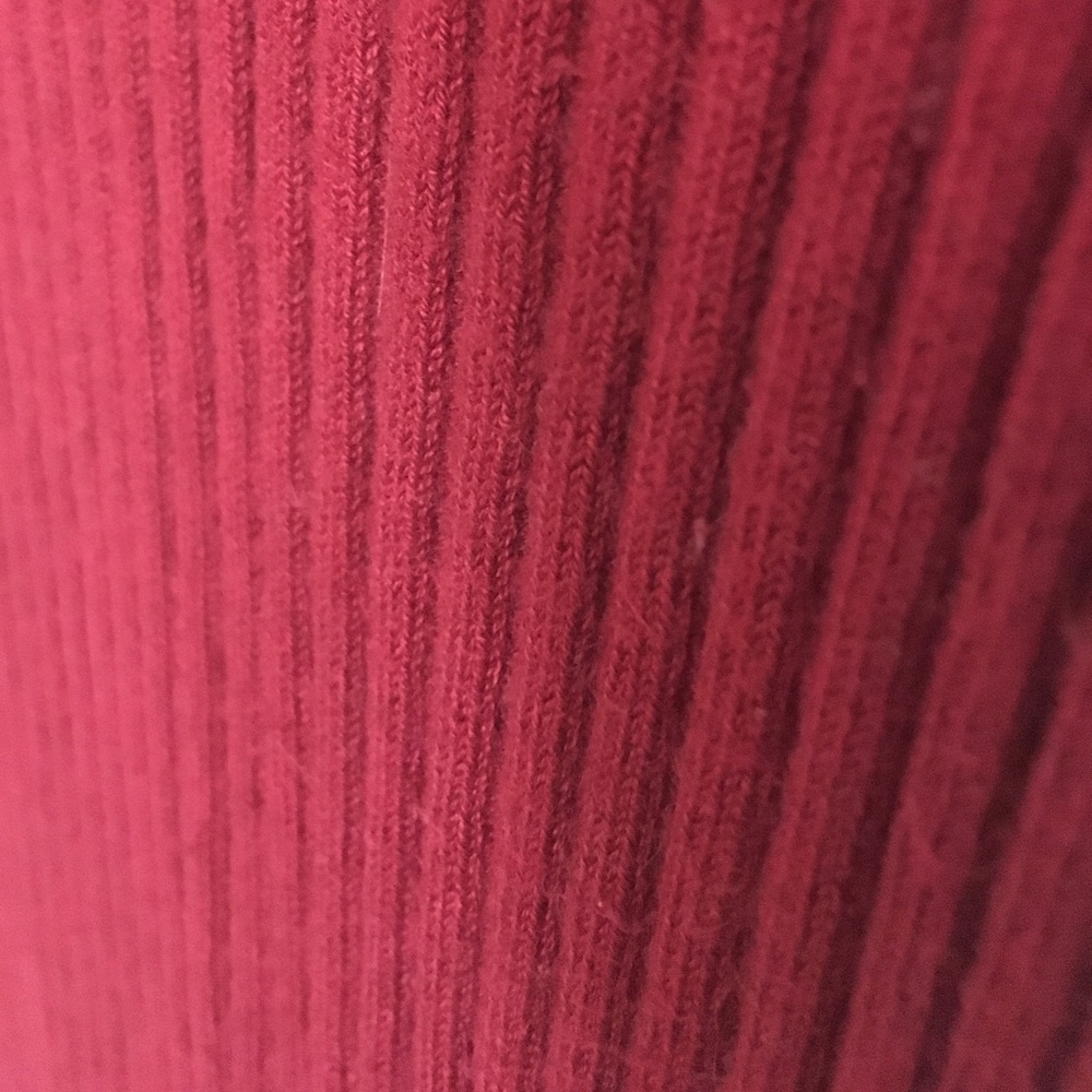 Red V-neck Ribbed Sweater - Picture 2 of 3