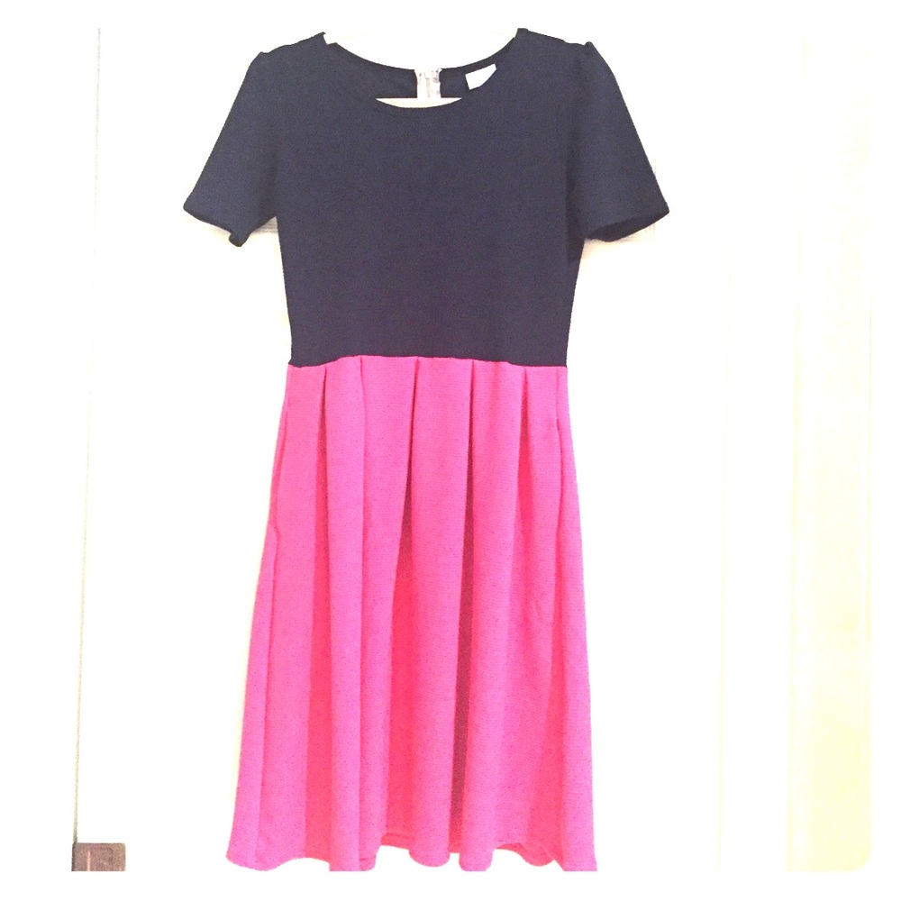 LuLaRoe Amelia
