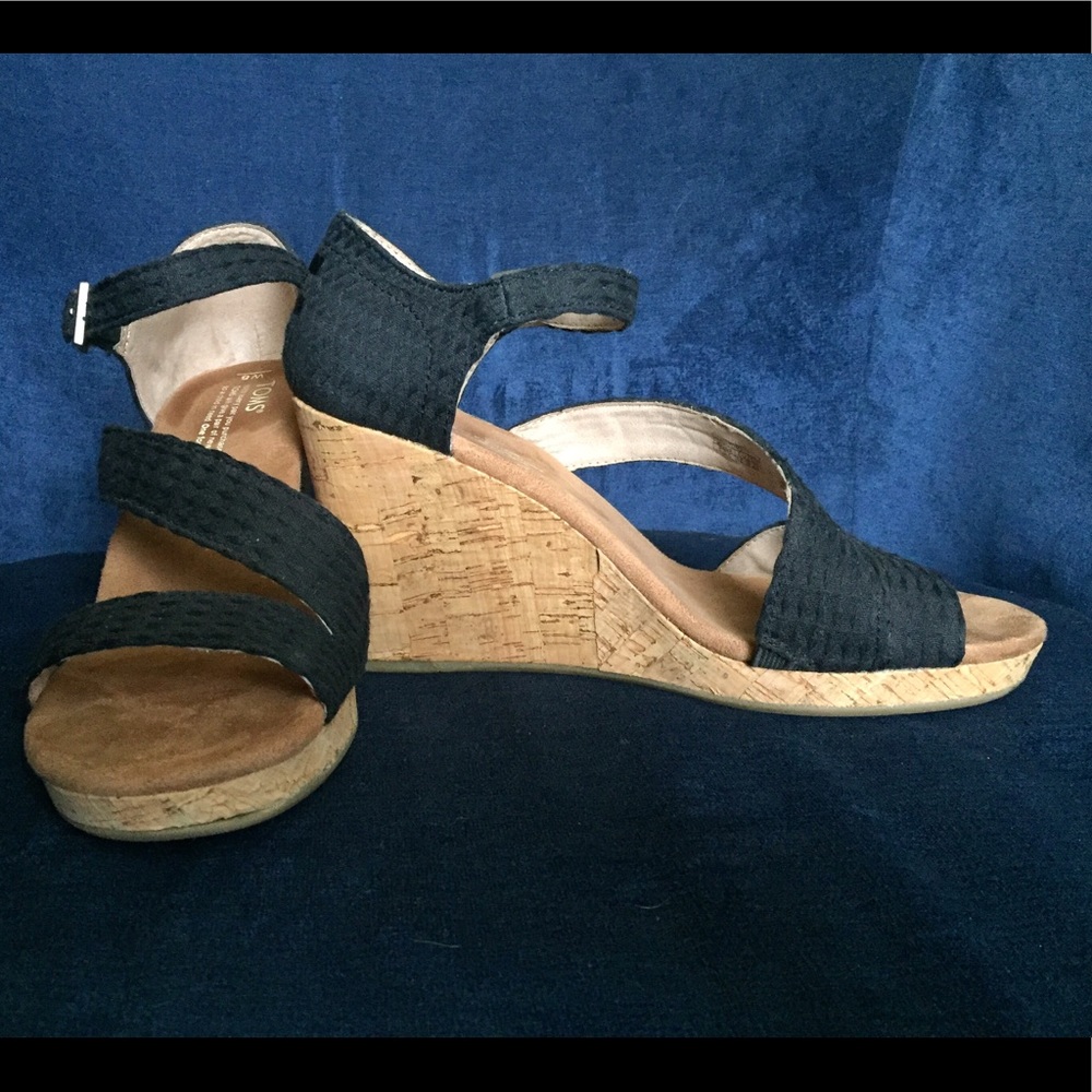 TOMS Clarissa Black and Cork Wedge