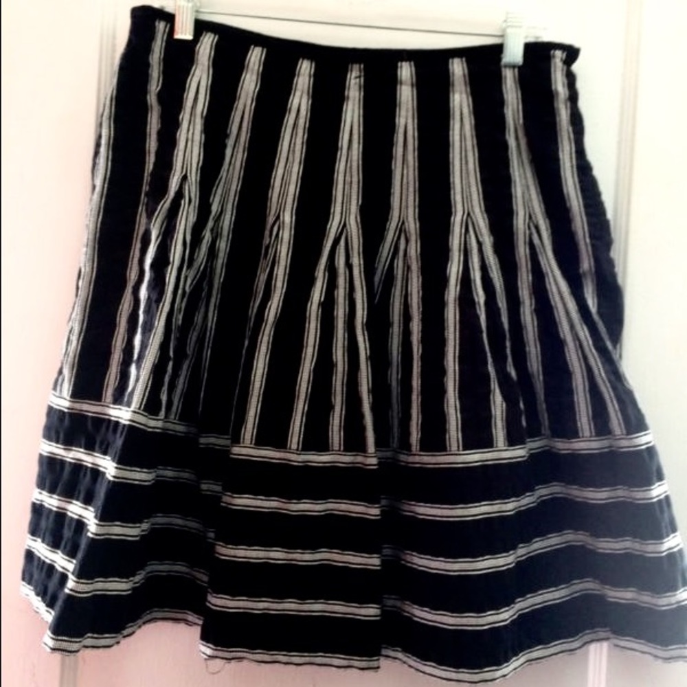 Talbots 12P black flare skirt white stripes