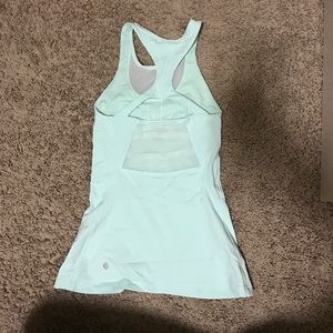 Lululemon tank