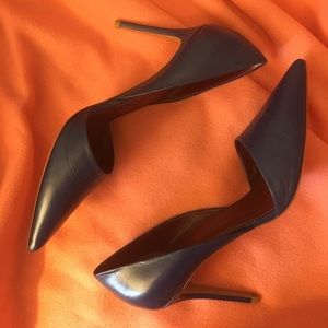 CELINE Paris Pointy Toe Navy Blue Leather Pumps