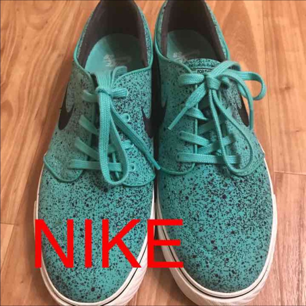 Nike shoes
