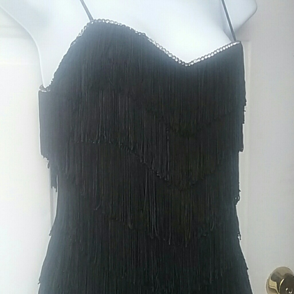 Dress - Picture 3 of 3